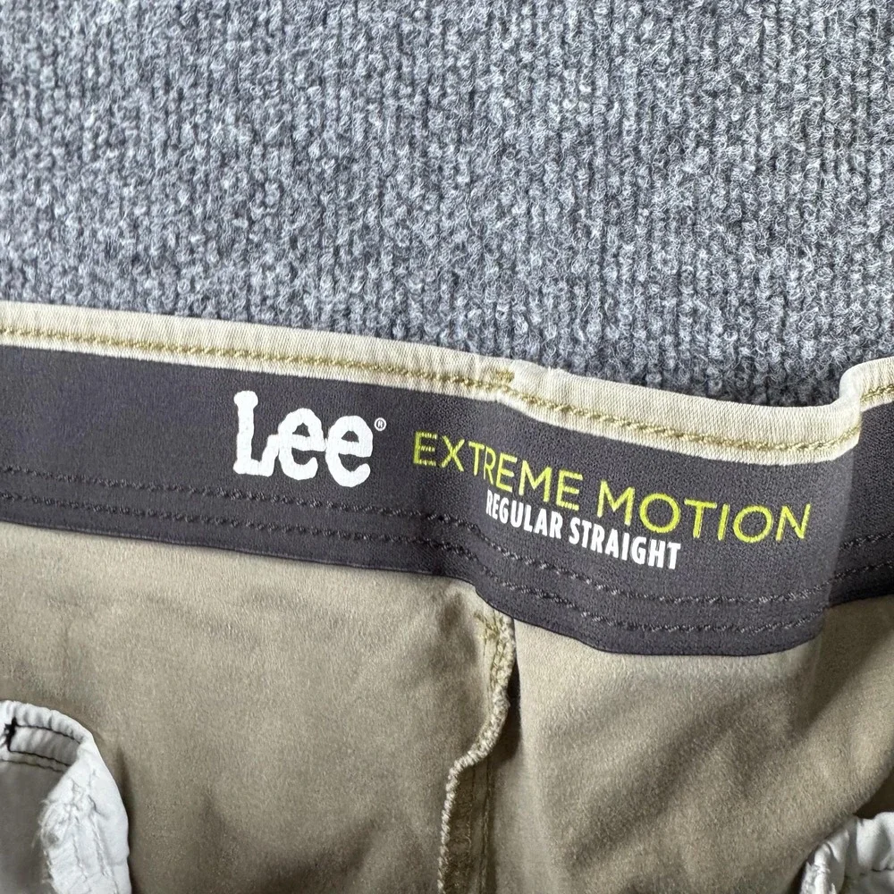 Lee Extreme Motion Pants Mens 46x31 Beige Straight Stretch Chino Workwear
